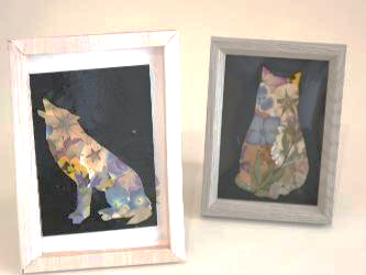 画用紙と押し花で作られたフォトアート
