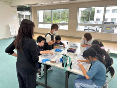 作業中の参加者の様子