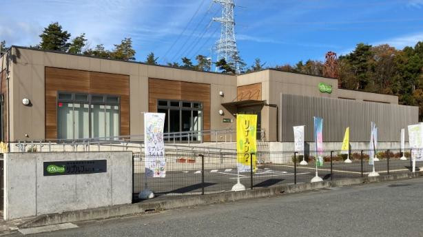 のぼりデザインコンテスト作品展示の様子